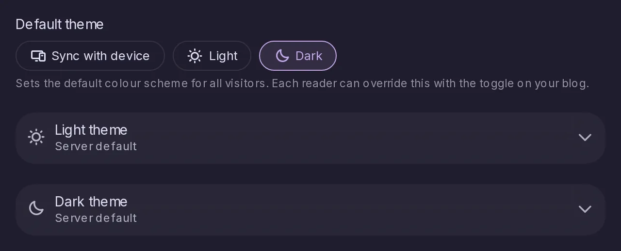 The settings of Carol's blog: its default colour scheme for visitors, and the light and dark themes it uses, chosen among the server's themes.